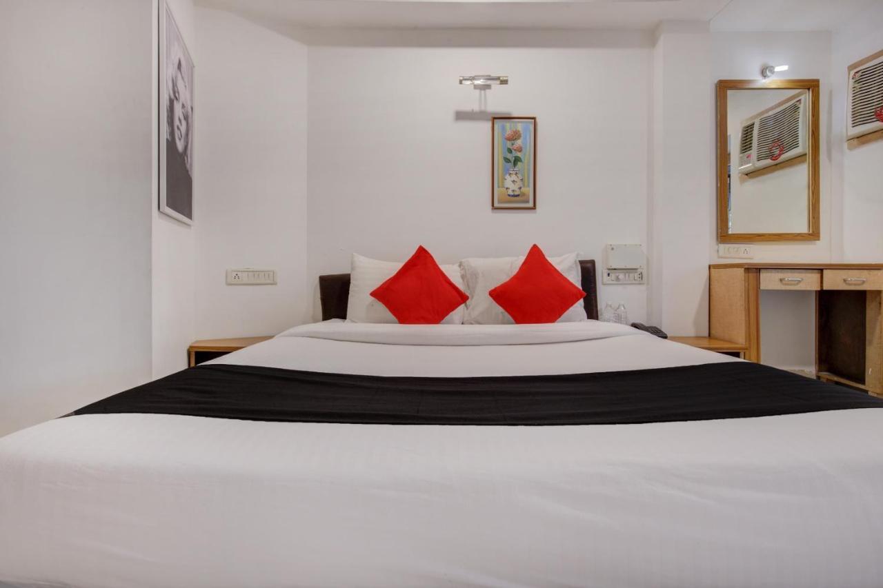 Capital O 77295 Hotel Bansidhar Bhuvan Βομβάη Εξωτερικό φωτογραφία