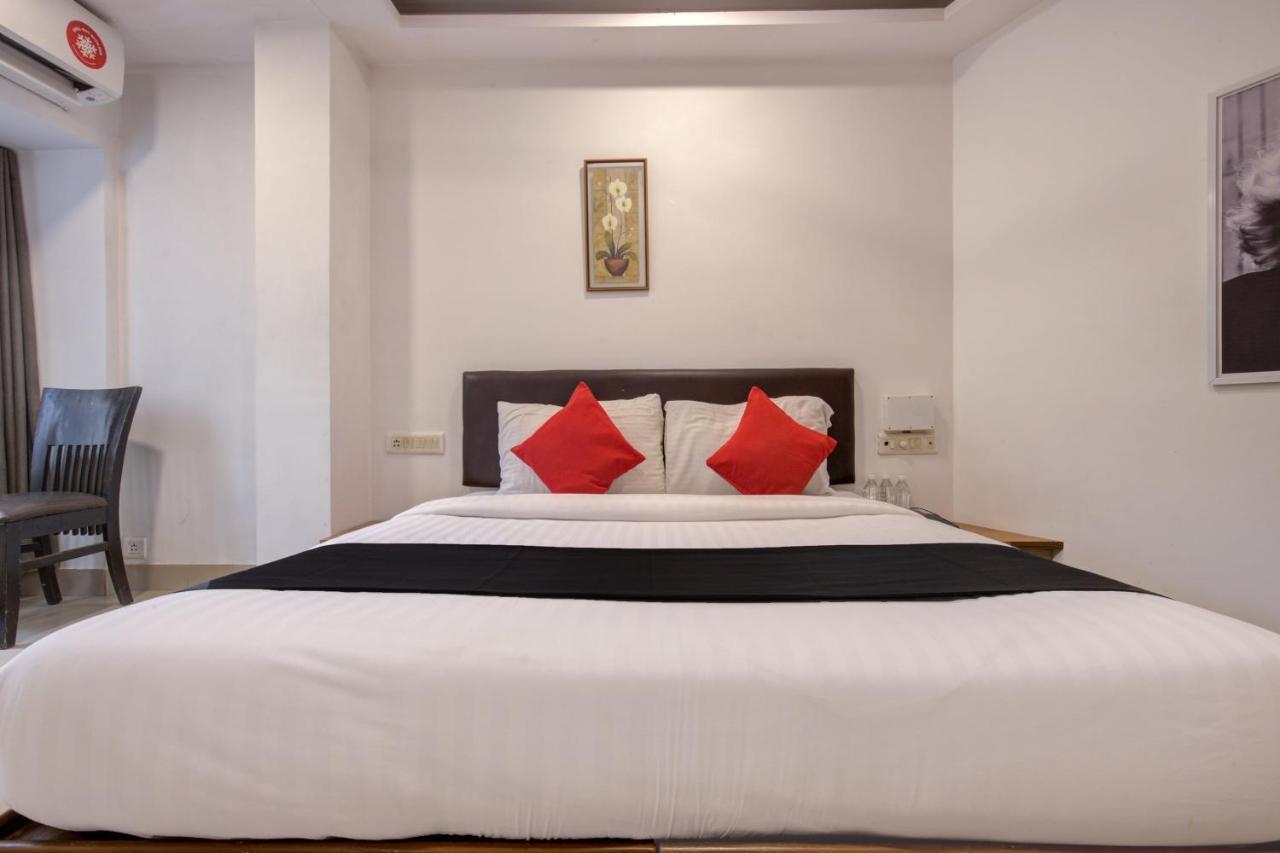 Capital O 77295 Hotel Bansidhar Bhuvan Βομβάη Εξωτερικό φωτογραφία
