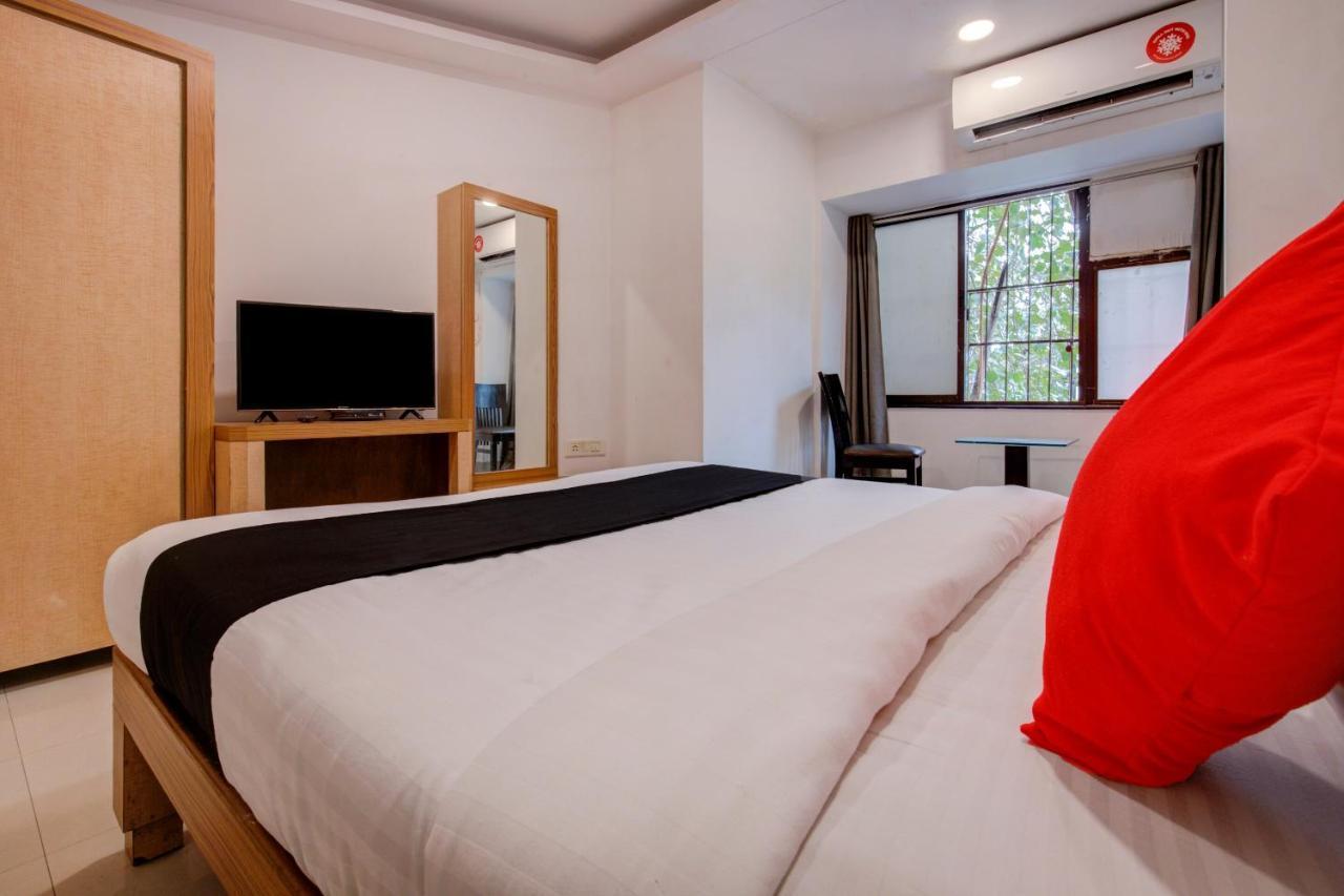 Capital O 77295 Hotel Bansidhar Bhuvan Βομβάη Εξωτερικό φωτογραφία