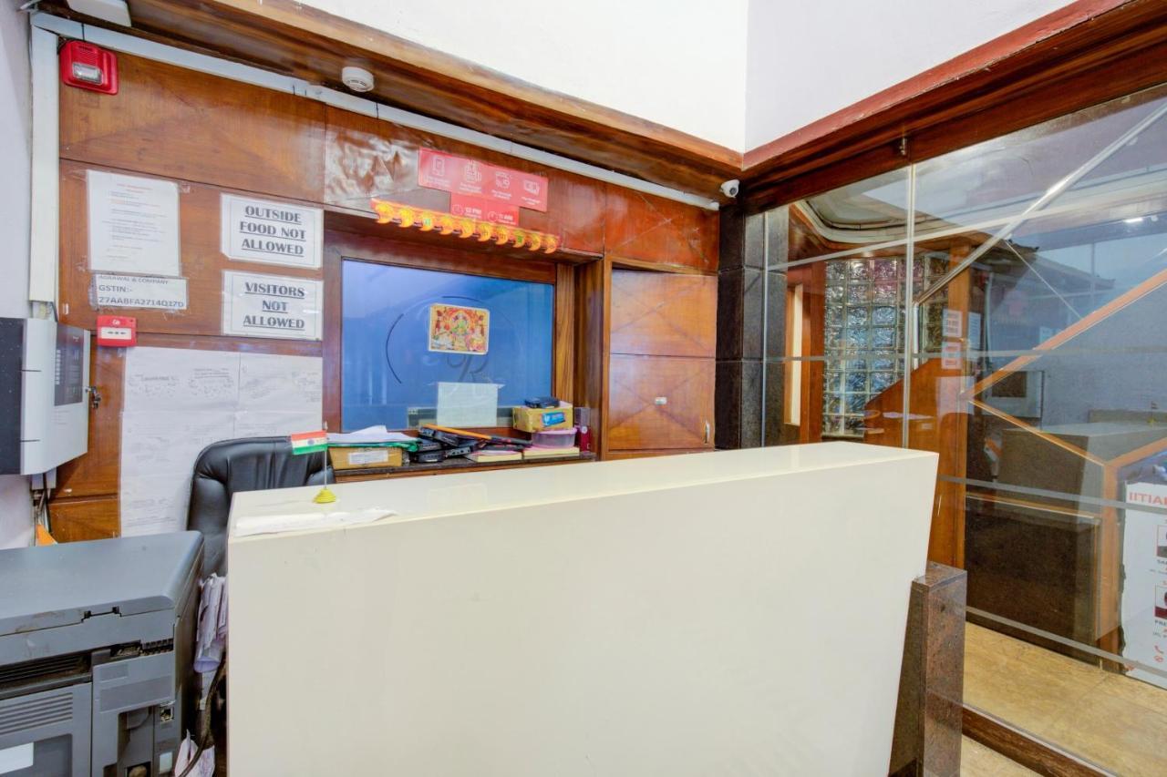 Capital O 77295 Hotel Bansidhar Bhuvan Βομβάη Εξωτερικό φωτογραφία